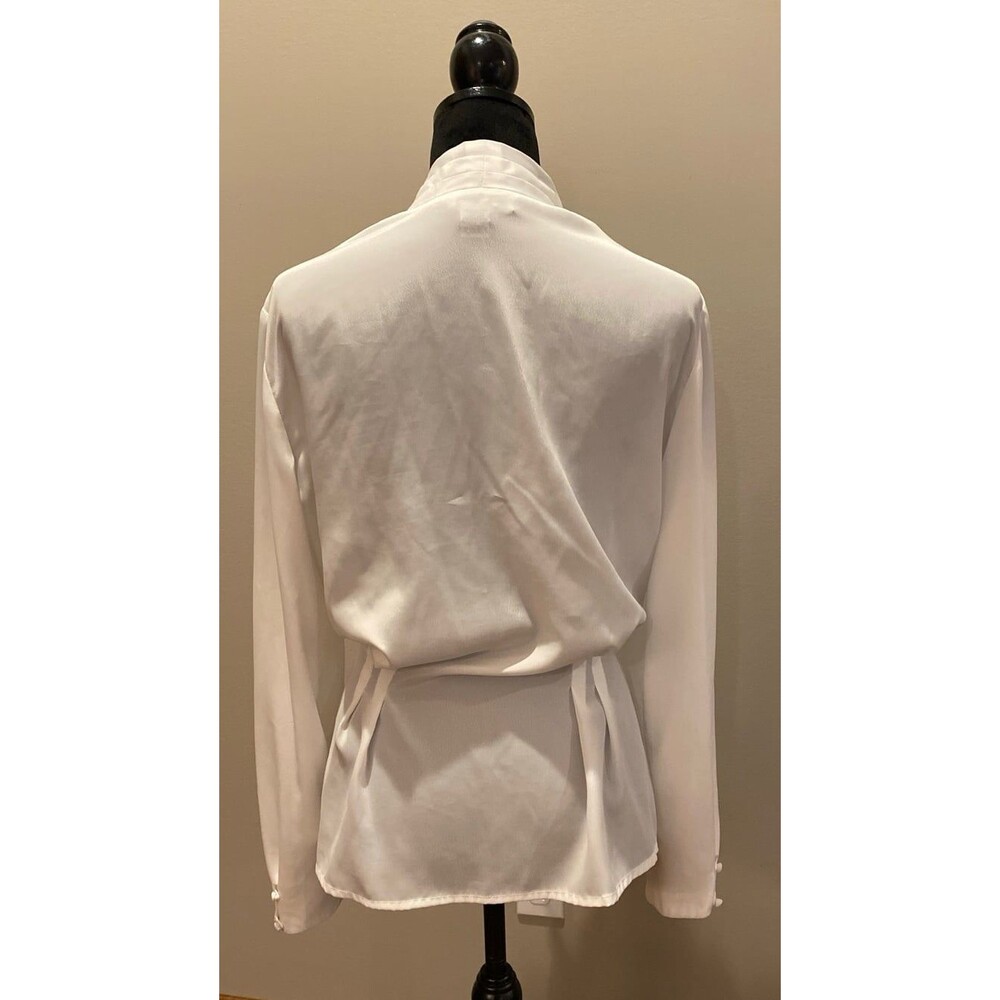 Kelly Scott Fitted Blouse Size 12 White Top Covered Buttons Dressy‎ Silky Feel - Picture 6 of 10